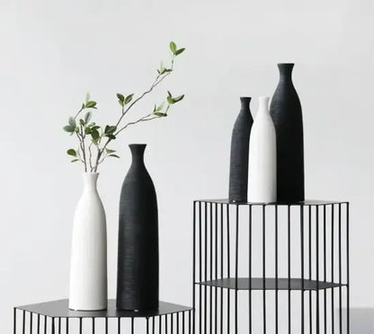 3 Vases Design Minimal